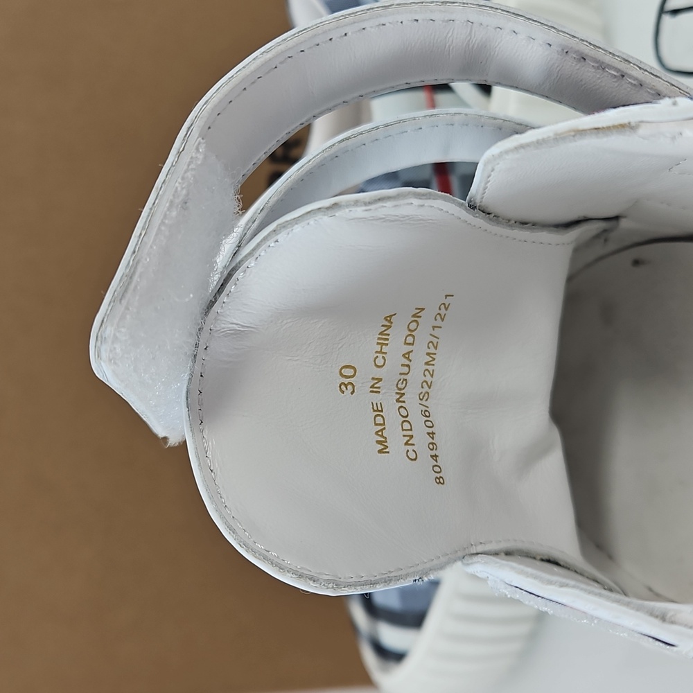 Burberry's Unisex Checkerboard Velcro Strap Trainers Sneakers Size 30 - Picture 9 of 12